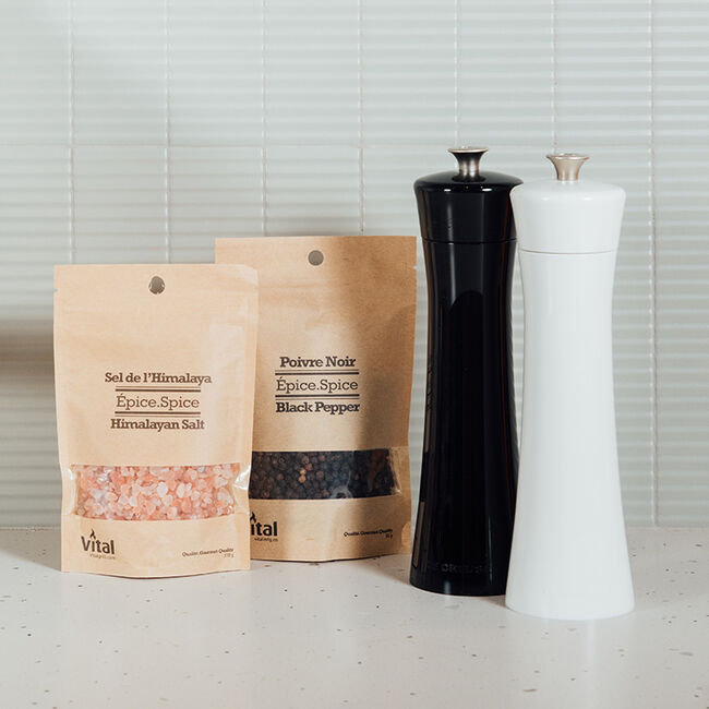 Vital Black Pepper Pouch Le Creuset